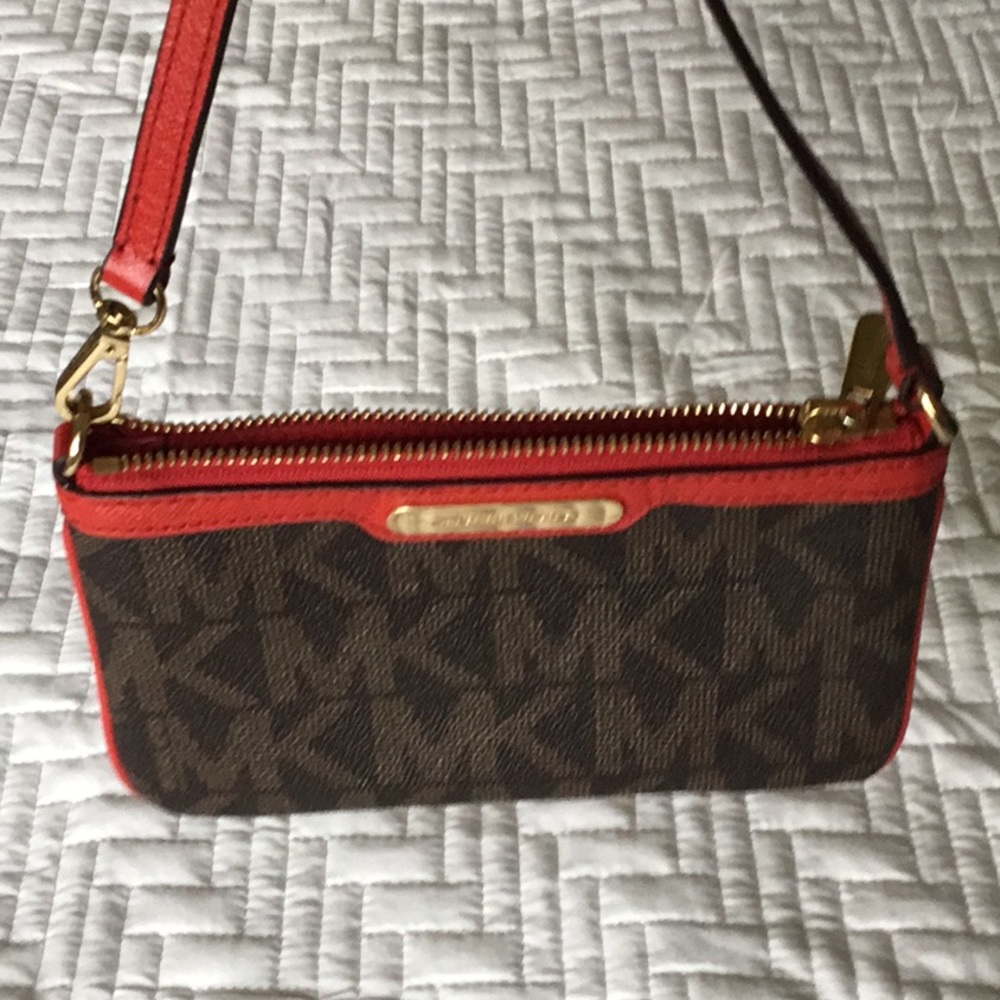 Michael Kors wristlet